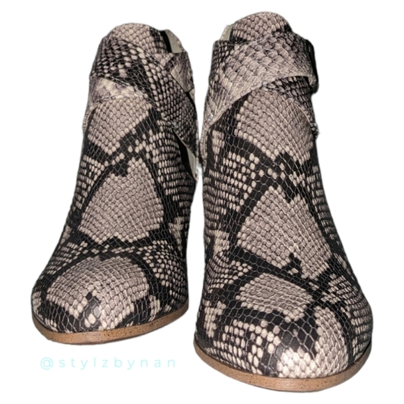Fergalicious Snake Pattern Ankle Boots NWOB - Picture 3 of 8